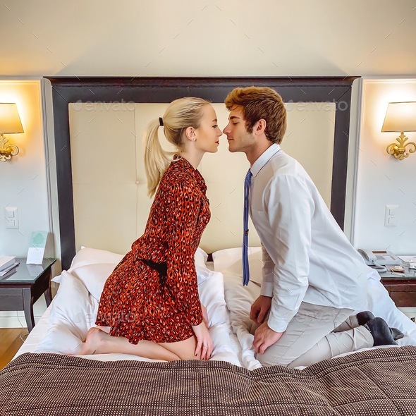 love kiss in hotel