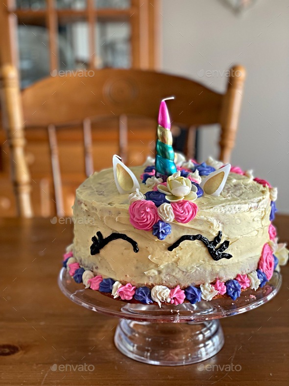 Anna's cakes - Plain but elegant 60th birthday cake :) | Facebook