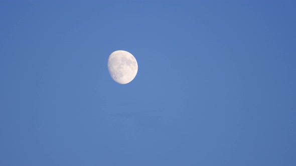 Daytime Moon alt