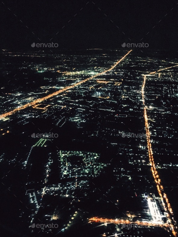 Night view of the city from the plane
