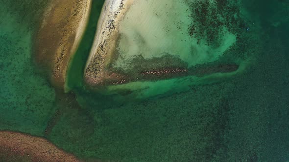 Abstract emerald sea with sandbank background.Koh Phangan, Thailand alt
