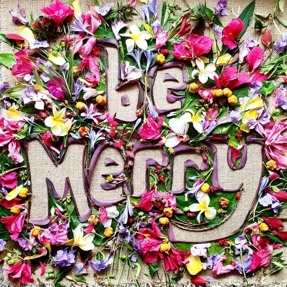 be merry,words made with flowers