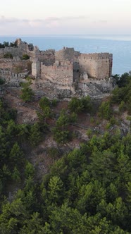 Vertical Video Alanya Castle  Alanya Kalesi Aerial View alt