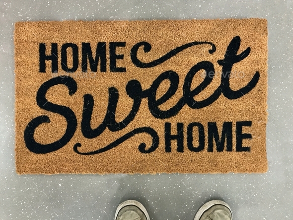 Home sweet home welcome mat.