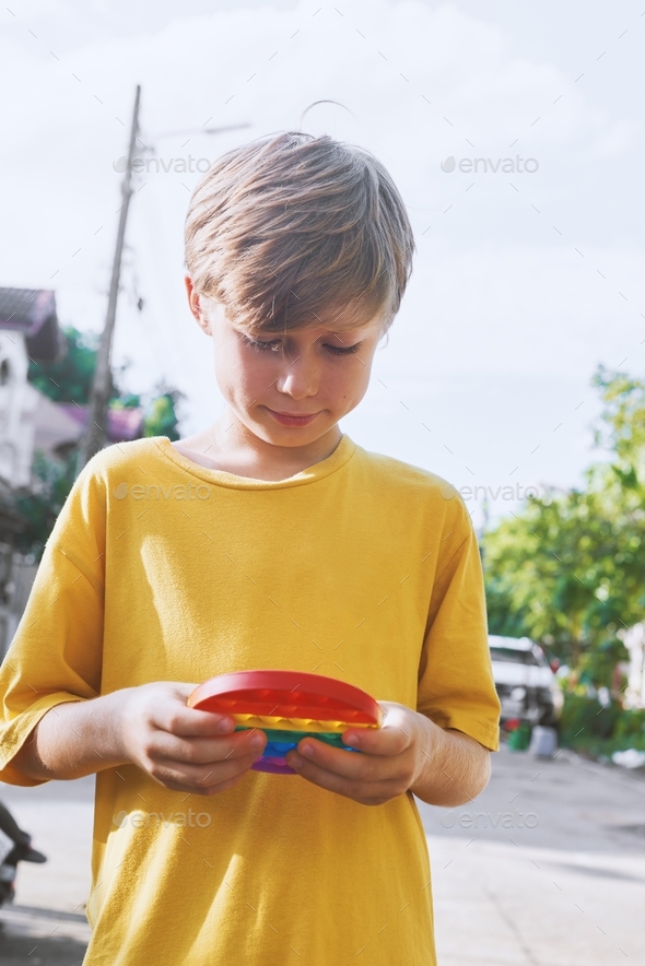 Push Popper fidget toy is the ideal toy to get rid of your frustration