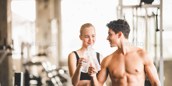 Fotografia do Stock: Fitness in gym, sport and healthy lifestyle