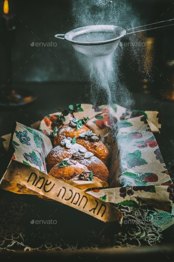Fried Israeli delicacies symbolize the miracle of the burning oil lamps in the ancient Holy Temple