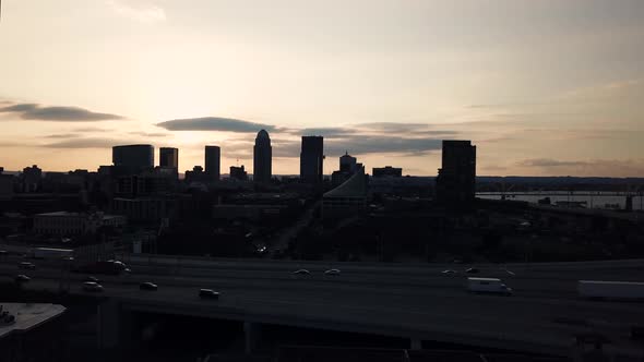 4K Aerial Drone Footage of A Beautiful Sunset Behind the Louisville, Kentucky, Usa Skyline 