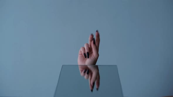 Peace Gesture Victory Sign Woman Hand Symbol Gif alt