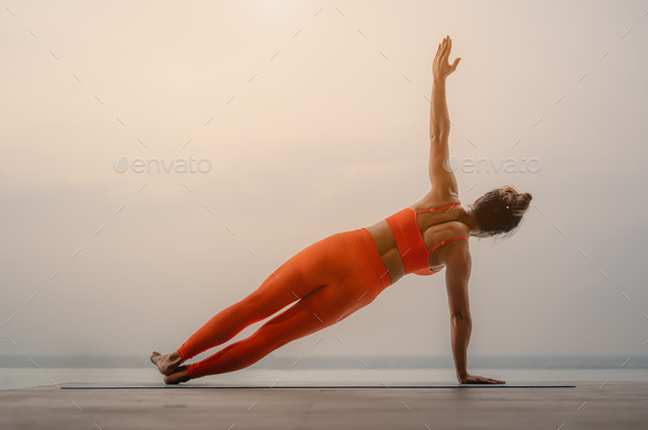 Woman doing Side Plank Pose, Sage Vasistha's Pose. Beautiful girl practice  Vasisthasana exercise. Flat vector illustration isolated on white  background 16138059 Vector Art at Vecteezy