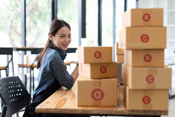 SME entrepreneur Small business entrepreneurs Online selling ideas, Happy Young Asian business - Stock Photo - Images