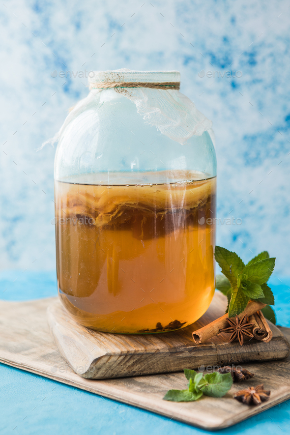 Raw fermented homemade alcoholic or non alcogolic kombucha. Ice tea
