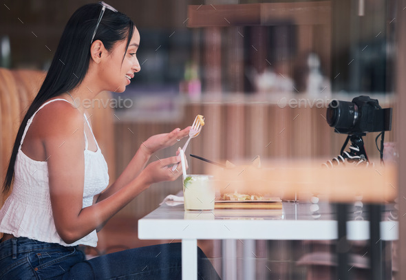 Camera Streaming Food Influencer And Social Media Meal Review On