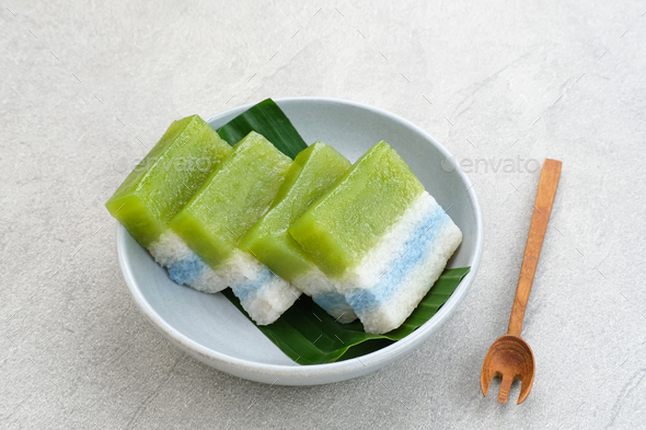 Kue Ketan Srikaya, Indonesian Traditional Snack Stock Photo By ...