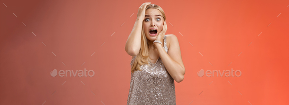 Shocked Terrified Blond Woman Horrified See Crime Screaming Pop Eyes Shouting Hold Hands Head 5434