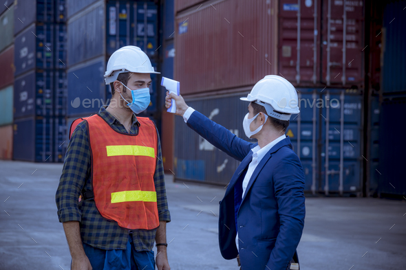 The worker used a medical Digital temperature Thermometer to check ...