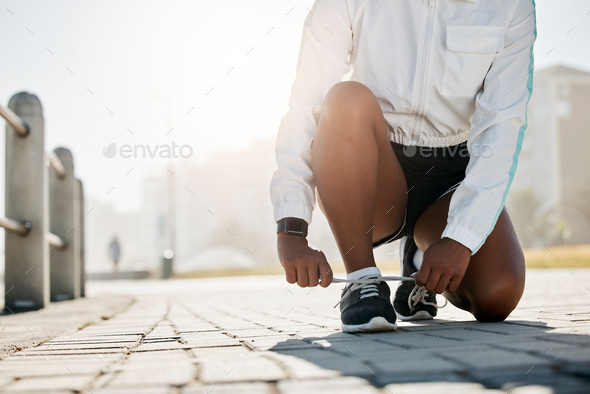 Woman's Exercise Tops - The Athlete's Foot