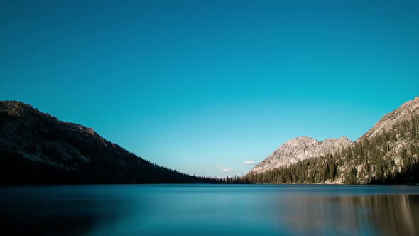 Toxaway Lake - Sawtooth Wilderness, Idaho - Summer - Day to Night to Day Time-lapse alt