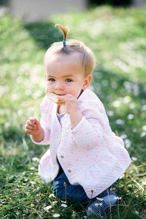 Tiny hot sale baby ponytail