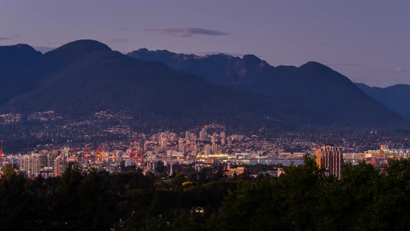 Mountain Sunset over Vancouver shot from Queen Elizabeth Park alt