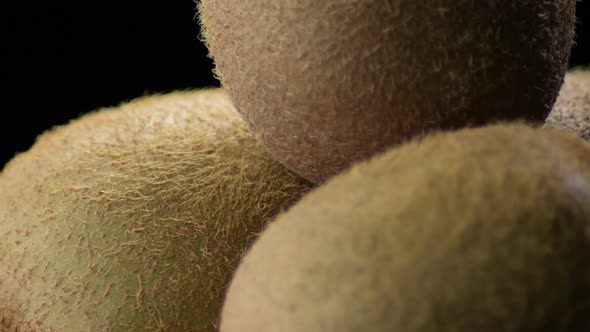 Mountain of Kiwis Gyrating alt