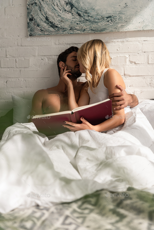 10 Kissing Positions For An Even Hotter Makeout Session
