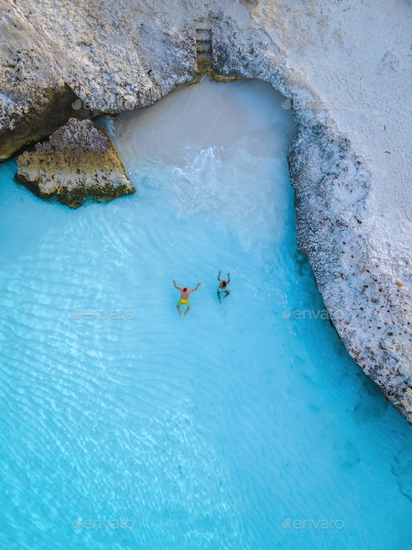 Tres Trapi Steps Triple Steps Beach, Aruba Popular beach among locals ...