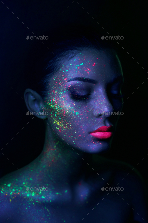 301 Sexy Girl Portrait Glow Neon Make Up Stock Photos - Free