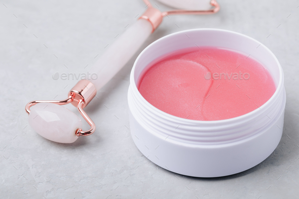 Eye patches. Pink rose eye patches. Hydrogel korean cosmetics eye patches, collagen mask.