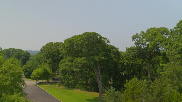 Rising Aerial Pan Roslyn Long Island alt