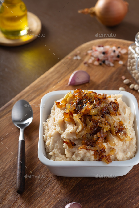 Traditional Rumanian food - Iahnie - mashed boiled beans - Stock Photo - Images