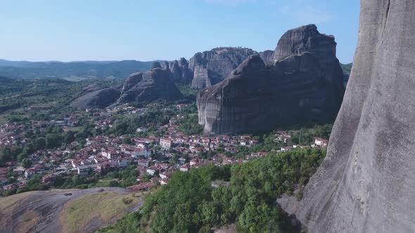 Aerial view of Kalambaka and Kastraki and Meteora rocks alt