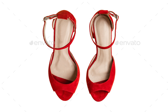 #7574 Red high heels isolated on a transparent background