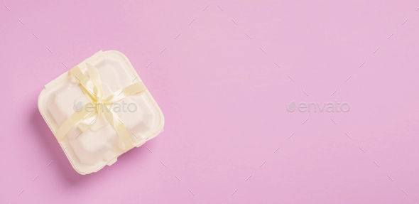 Bento cake pink background. little dessert cake for gift. Korean style cakes in box for one person