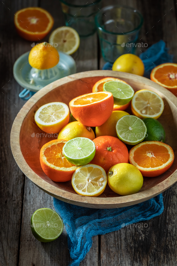 Tasty and fresh mix of citrus fruits to make juice.