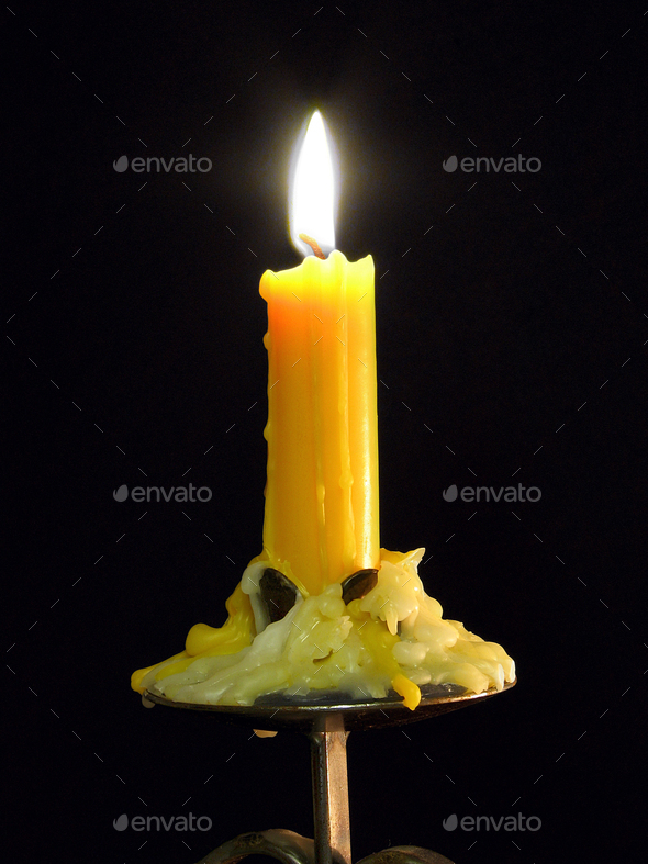 Solo Melting Wax Flickering Candle | Clock