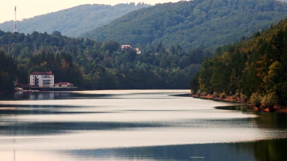 Hotel in the lake side alt