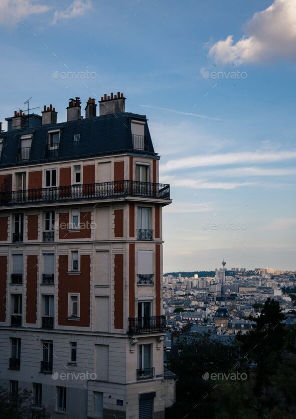 Vertical shot of the Sinking House in the Montmartre area of Paris