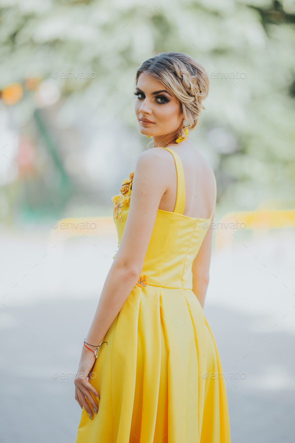 Yellow sales dress elegant