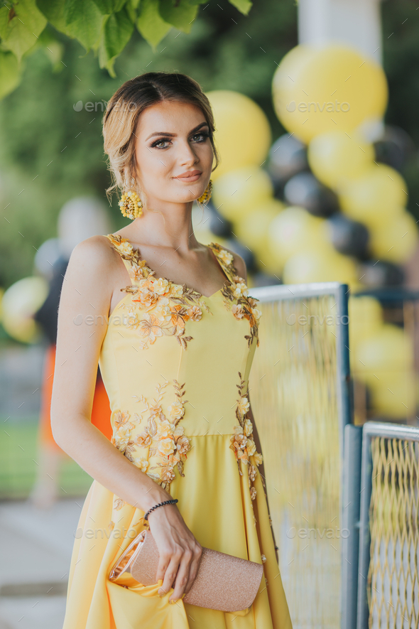 Yellow sale dress elegant