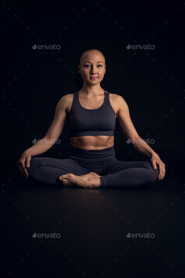 Yoga Pose Legs Crossed Stock Photo 1533861 | Shutterstock