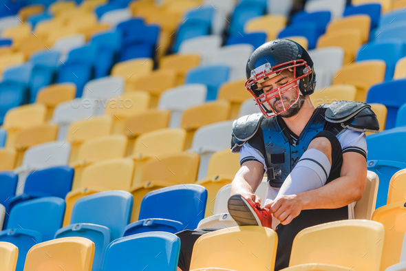 American football player outlet shoes