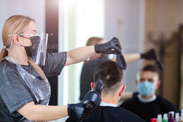 Hairdresser with security measures for Covid-19