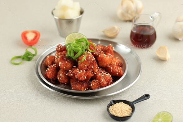 Korean Fried Chicken (Yangnyeom Chicken) — Edible DC