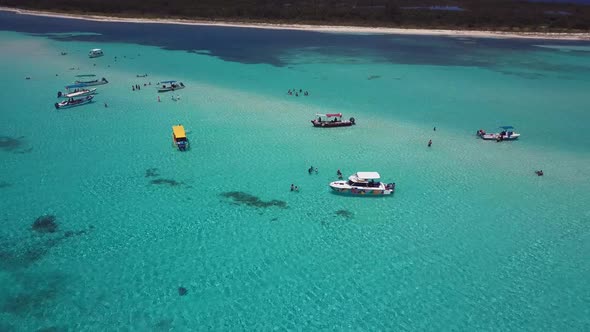 4k 24fps Drone Shoot Of Natural Pool In The Caribbean With Crystal Water And Blue alt