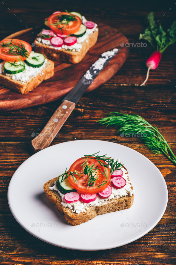 Vegetarian sandwich with fresh vegetables - Stock Photo - Images