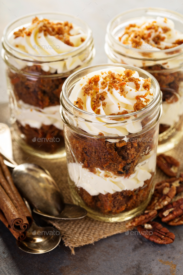 Pumpkin Spice Jar Cakes - Jenny Cookies