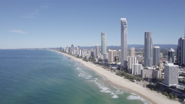 Peppers Soul Luxury Hotel On The Sandy Beachfront Of Surfers Paradise In Gold Coast, Queensland, Aus alt