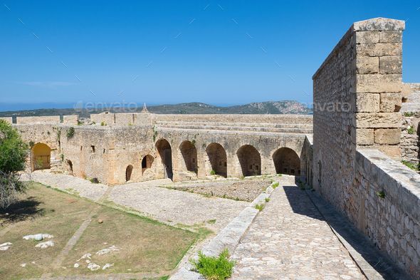 medieval castle overlooking the sea (Niokastro). Pylos, Greece Stock ...