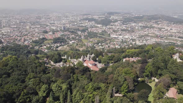 Panoramic view of Sanctuary of Bom Jesus do Monte, Portugal alt